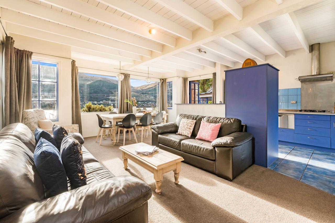 Sunny Lakeview Villa Куийнстаун Екстериор снимка
