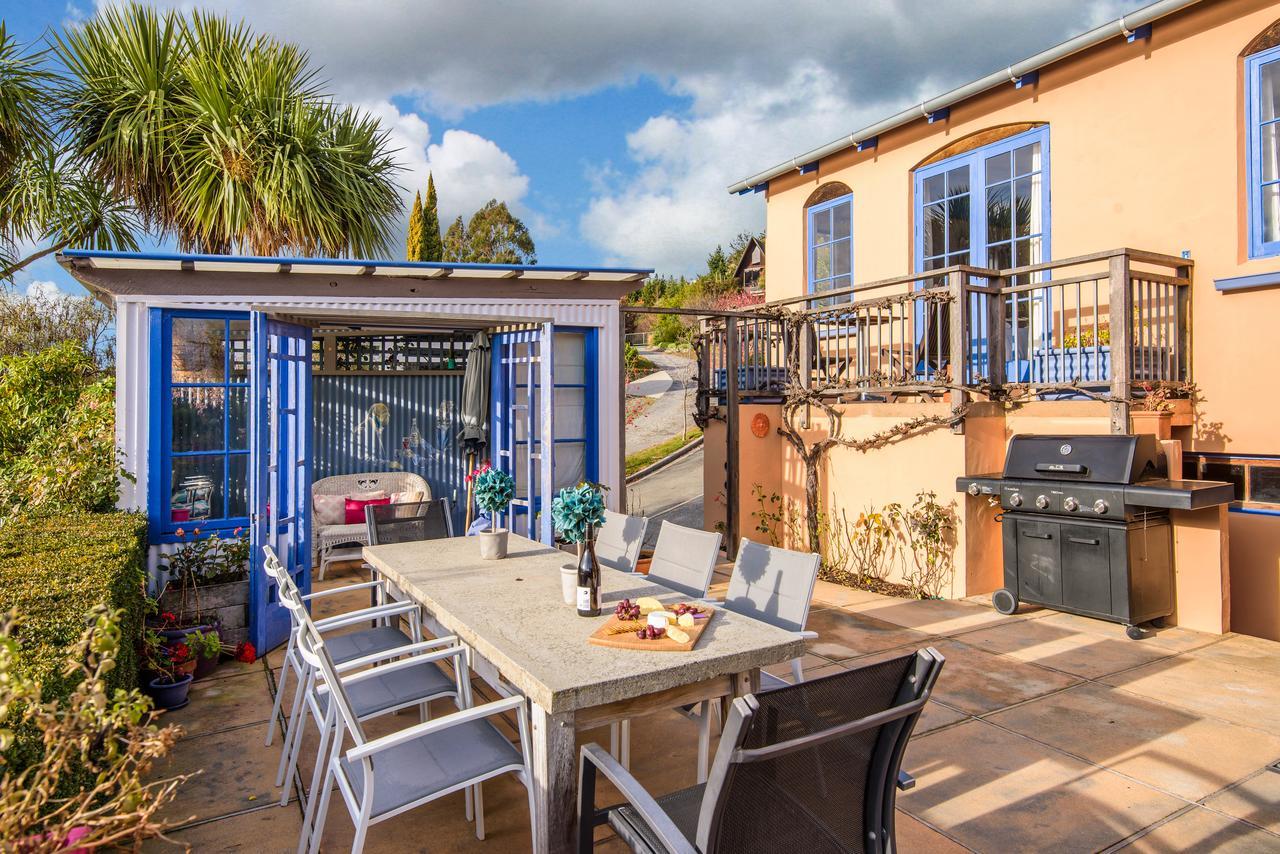 Sunny Lakeview Villa Куийнстаун Екстериор снимка